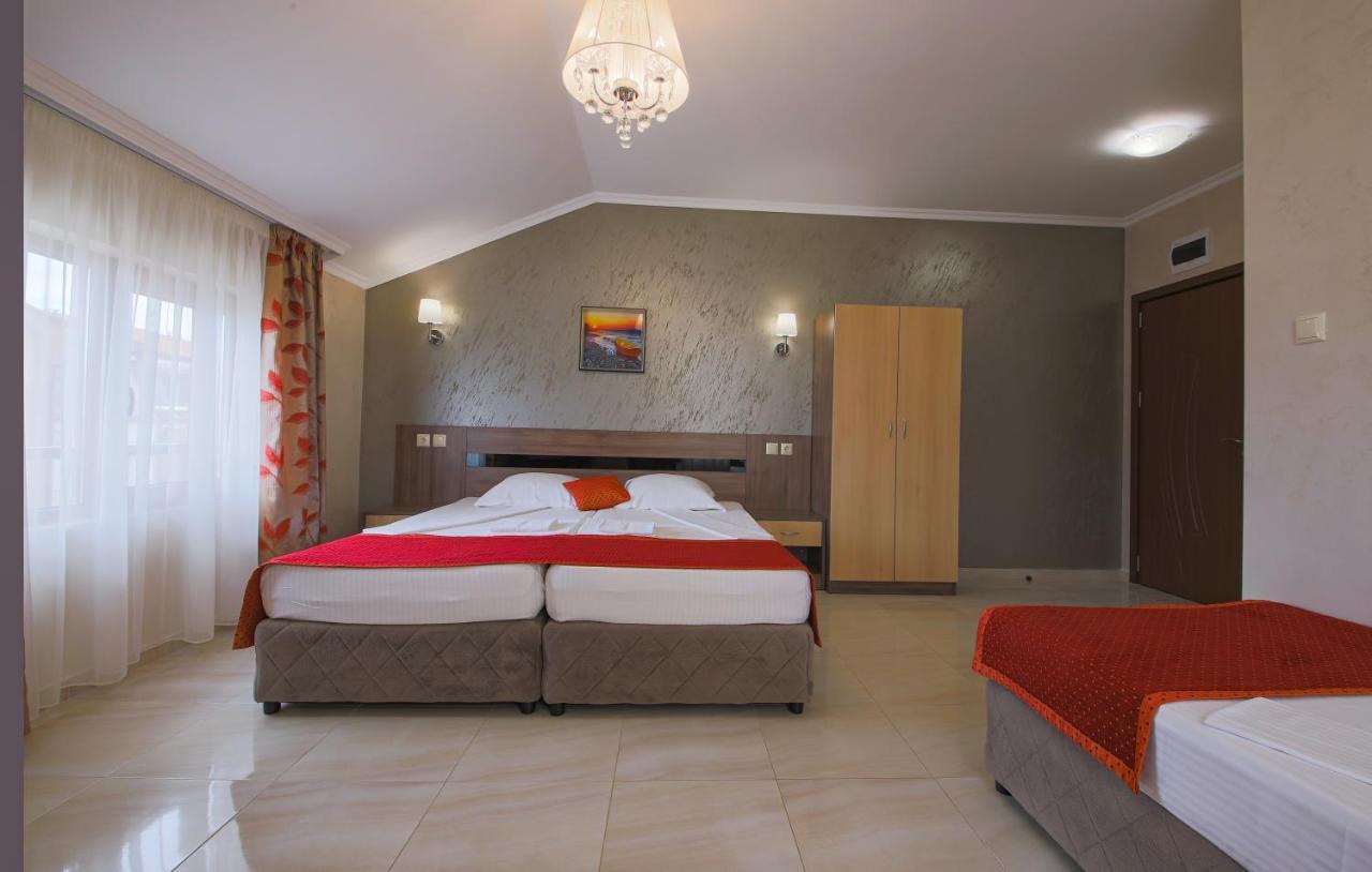 Guesthouse Phoenix Obsor Exterior foto